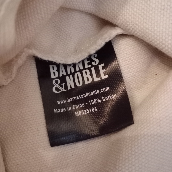 Barnes & Noble Book Smart Canvas Tote Bag - Picture 12 of 14